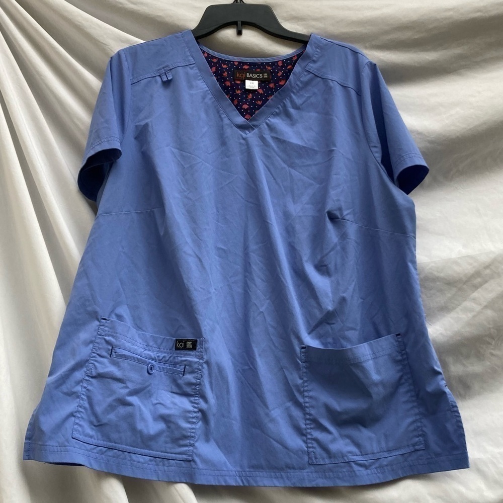 Koi Basics Light Blue Short-Sleeved Scrub Shirt, Size 2X